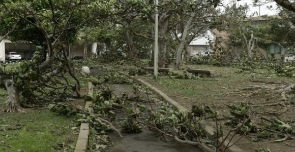 Séisme et typhon : les catastrophes naturelles qui ravagent l'Asie