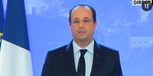 François Hollande annonce la libération des quatre otages français au Niger