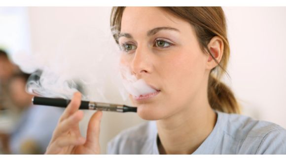 Cigarette électronique : un institut international s'inquiète de ses dangers