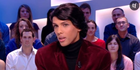 Le chanteur Stromae se dédouble au Grand Journal - vidéo