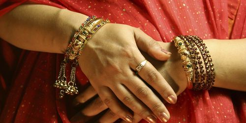 Crime d’honneur en Inde : des jeunes mariés lapidés par leur famille