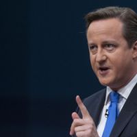 Pornographie : les hommes devront en discuter avec leur femme pour y avoir accès, selon David Cameron