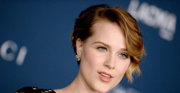 Evan Rachel Wood furieuse contre la censure d'une scène de cunnilingus dans son dernier film 