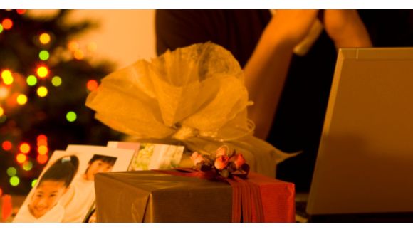 Noël 2013 : trouver les cadeaux parfaits sur Internet prend 10 heures