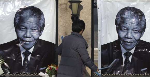 Mandela confondu avec Morgan Freeman et Martin Luther King : les hommages ratés sur Twitter