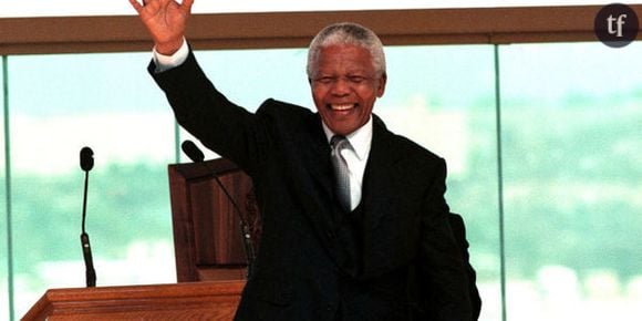 Nelson Mandela : l'Afrique du Sud entame une semaine de deuil officiel