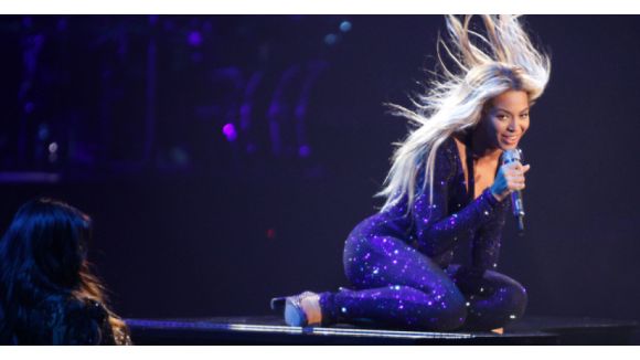 iTunes : Beyoncé bat des records avec son album