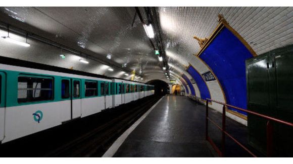 RATP : le trafic revient à la normale après une alerte à l'amiante