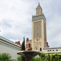 Grande Mosquée de Paris : les femmes reléguées au sous-sol pour prier