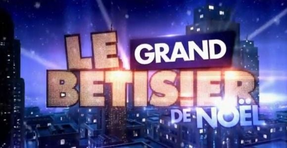 Bêtisier de Noël : revoyez les émissions de M6 et TF1 en replay