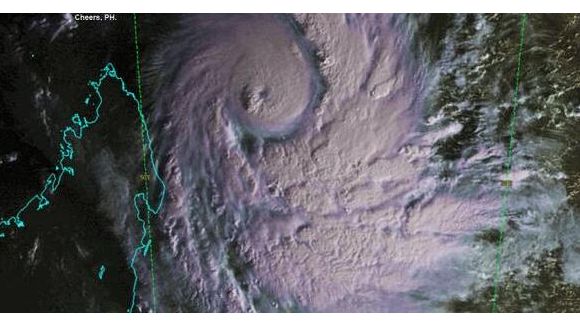 Cyclone à La Réunion: l’île bientôt en état de catastrophe naturelle