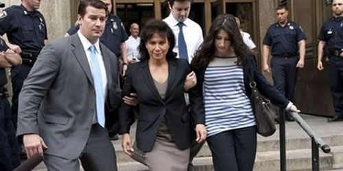 DSK et Anne Sinclair : ils s'envoient des baisers au tribunal