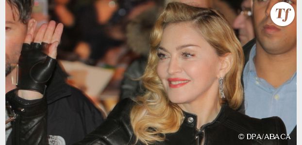 Madonna s'explique après une photo de son fils une bouteille d'alcool à la main 