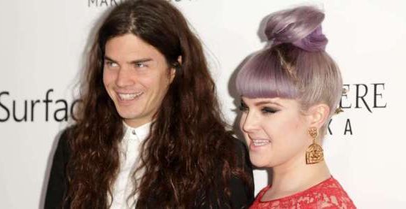 Kelly Osbourne est célibataire : elle a rompu ses fiançailles 