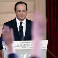 Dieudonné : Hollande salue "la victoire" du gouvernement