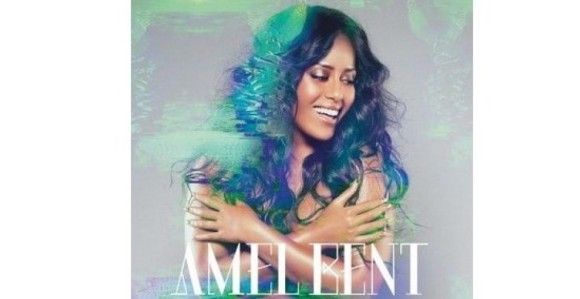 Amel Bent pose nue pour son nouvel album "Instinct"