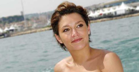 Emma de Caunes révèle sa bisexualité