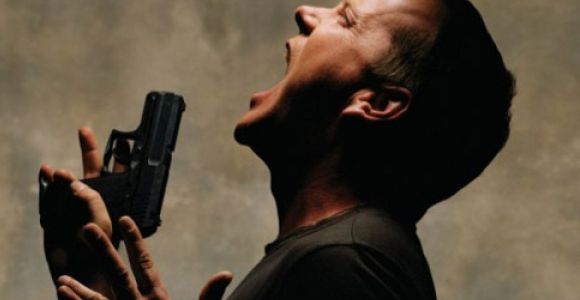 24 Saison 9 : Stephen Fry au casting au côté de Kiefer Sutherland