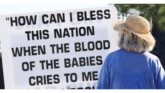 IVG en danger : nouvelle offensive au parlement américain