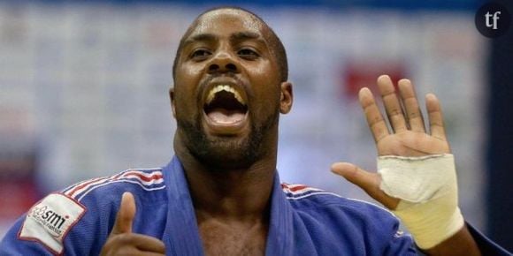 Teddy Riner s'essaie au saut à ski pour les JO de Sotchi - Vidéo