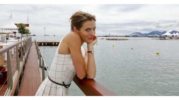 Elodie Varlet de Plus belle la vie est enceinte