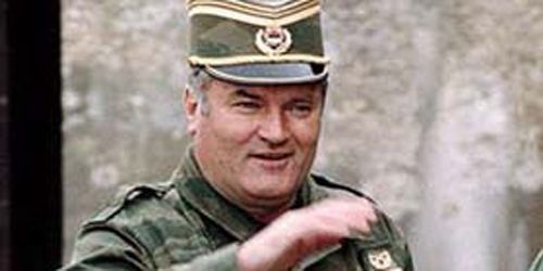 Ratko Mladic refuse de plaider
