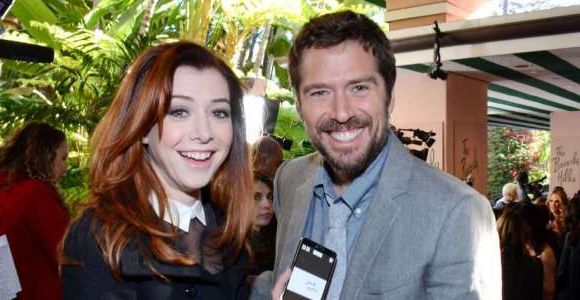 "More Time with Family" : Alyson Hannigan dans la série de Ben Affleck et Matt Damon