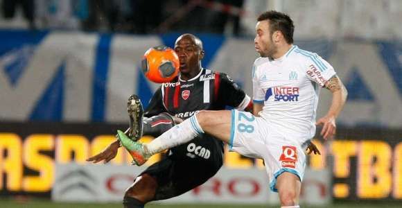 Mathieu Valbuena pense que le PSG peut battre tout le monde