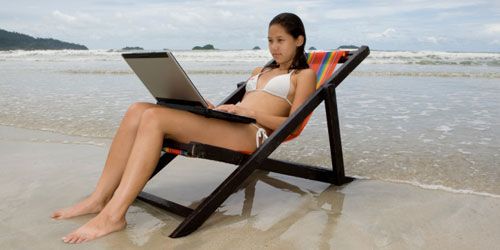 Les Français ne « déconnectent » pas pendant les vacances