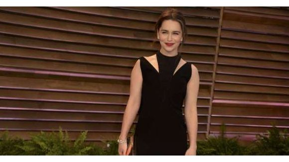 Game of Thrones : Emilia Clarke en couple avec Cory Michael Smith ? 