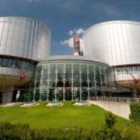 Burqa : un couple de musulmans saisit la cour de Strasbourg