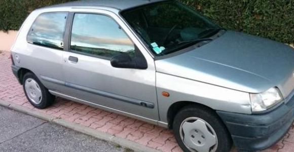 Le Bon Coin : une voiture rétro dans une annonce hilarante