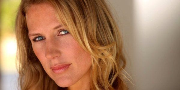 Agathe Lecaron maman d'un petit garçon à 40 ans Terrafemina