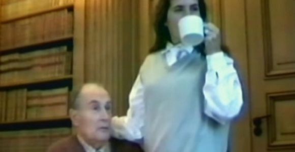Salut les Terriens : quand Mazarine Pingeot et François Mitterrand jouaient à « Dallas » - en vidéo