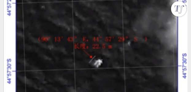 Disparition du vol MH370: un avion de reconnaissance trouve des débris