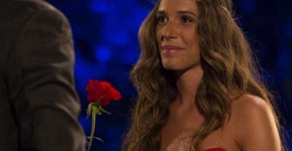 Bachelor 2014 : Alix a tout de suite flashé sur Paul