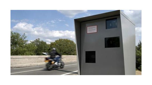Les radars pédagogiques remplacent les panneaux avertisseurs