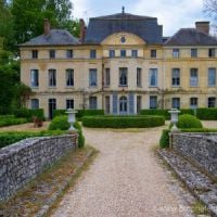 Catherine Deneuve vend son château : les photos du domaine de Primard