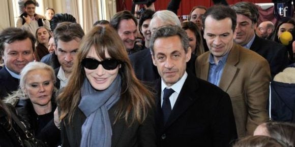 Carla Bruni souhaite que Nicolas Sarkozy revienne à la politique pour le bien de la France