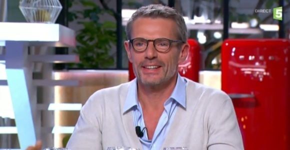 Lambert Wilson sous le charme de Julie Andrieu