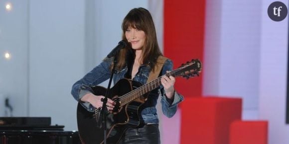 Carla Bruni évoque de son coup de foudre pour Nicolas Sarkozy à la télévision américaine