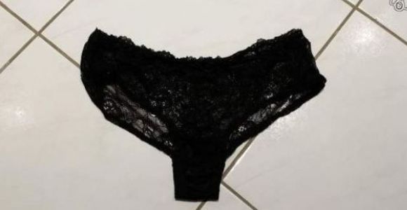 Le Bon Coin : il vend la culotte sale (et sexy) de sa femme !