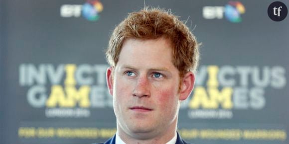 Le prince Harry oublie Cressida Bonas dans les bras d’une mystérieuse blonde