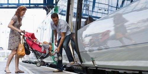 Vacances : la SNCF et les aéroports développent les services aux voyageurs