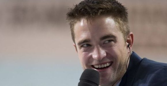 Cannes 2014 : Robert Pattinson confirme qu'il est célibataire