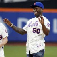 50 Cent prouve qu'il est totalement nul au baseball (vidéo)