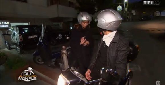 QVEMF: Quand Thierry cherche à impressionner Eléonore en scooter - TF1 replay