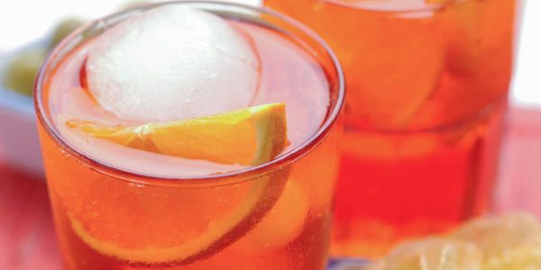 Spritz : Recette Et Variantes Du Parfait Cocktail Pour Votre Première ...