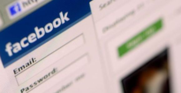 Son ex dénonce sur Facebook qu'elle a la syphilis, elle porte plainte