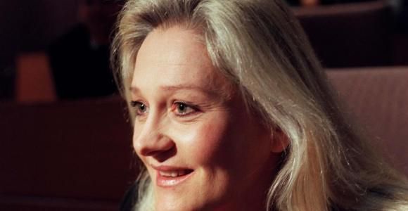  Marie-Caroline : qui est la fille reniée de Jean-Marie Le Pen ? 